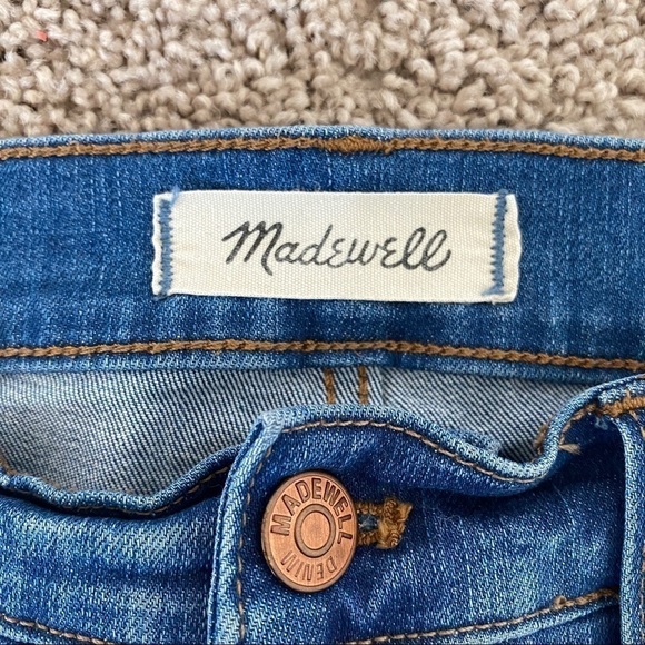 𝅺madewell Cali Demi-Boot Jeans in Bronson Wash: Button-Front Edition Size 27 - Picture 8 of 13